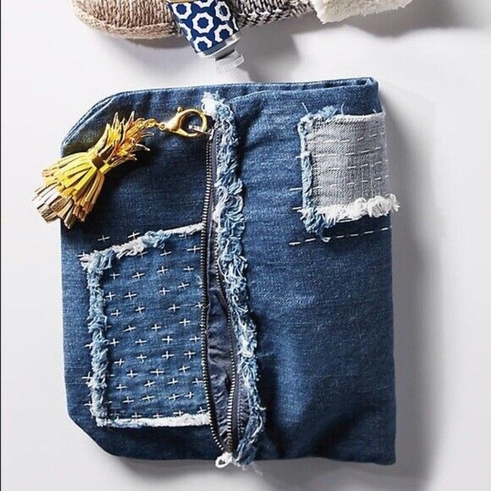 Anthropologie Handbag CLOTH & STONE Pouch PATCHWORK DENIM Zipper Frayed NWT - Picture 4 of 4